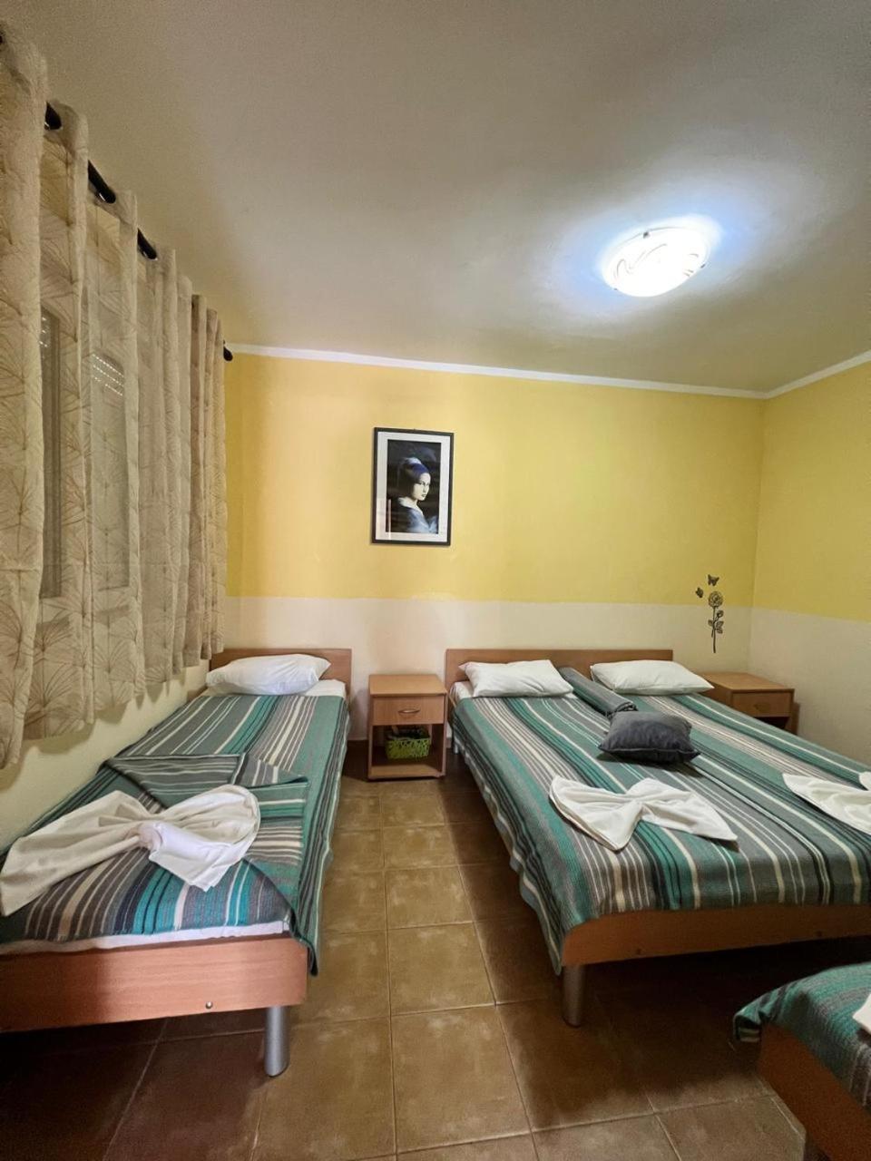 Apartments Brnjada Sutomore Bilik gambar