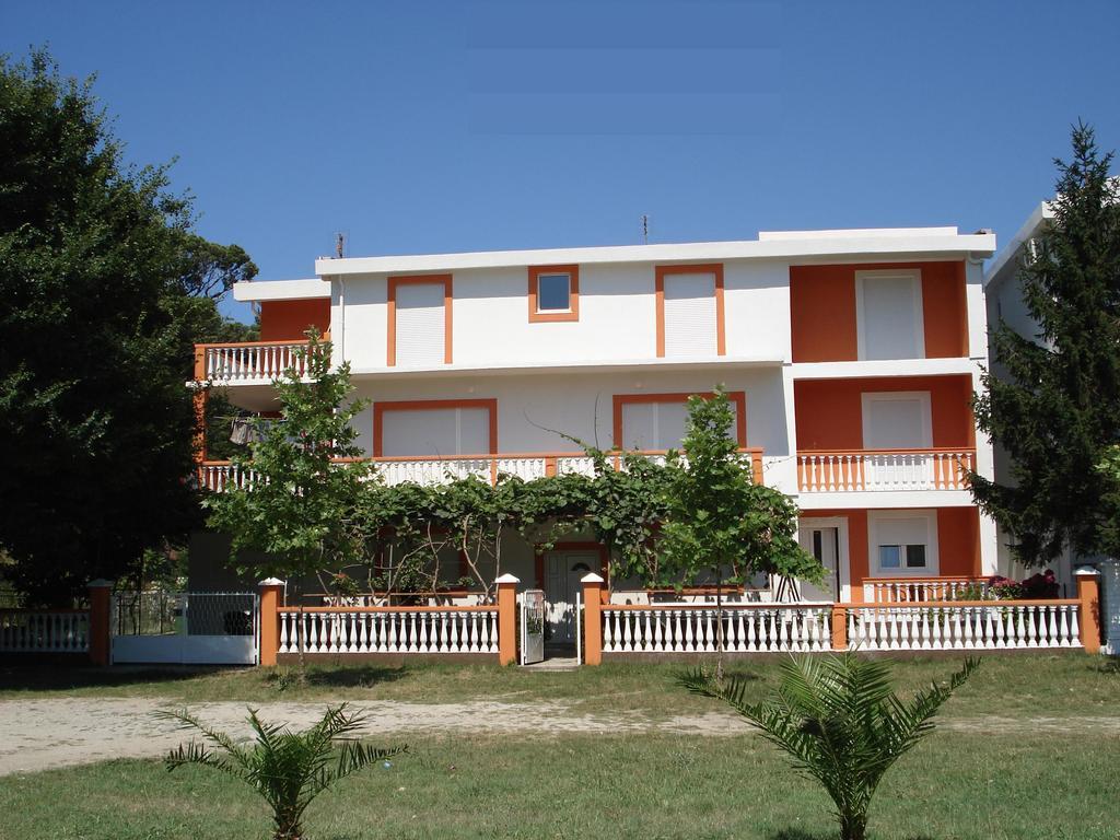 Apartments Brnjada Sutomore Luaran gambar